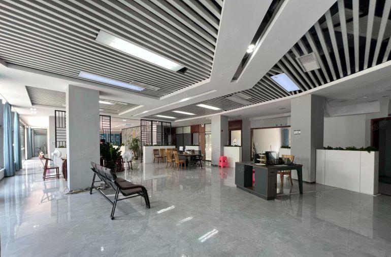 龙华原房东独门独院厂房出租一楼上500平分租带无尘车间好招工