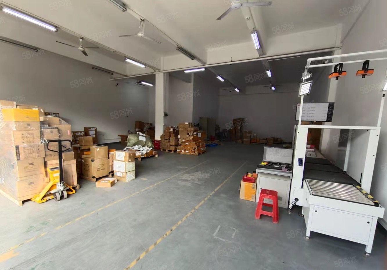 清湖北地铁口新出标准厂房一楼450平