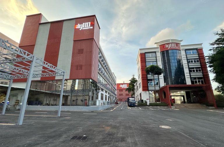 龙华地铁口旁原房东厂房出租200平起带装修可生产加工近地铁站