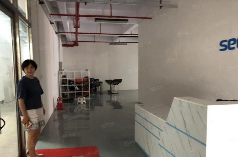 龙华清湖地铁旁新空出楼上500精装修办公室仓库厂房出租