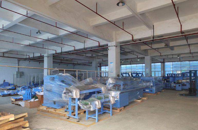 观澜高速口1200平一楼层高6米厂房仓库出租！300平起分