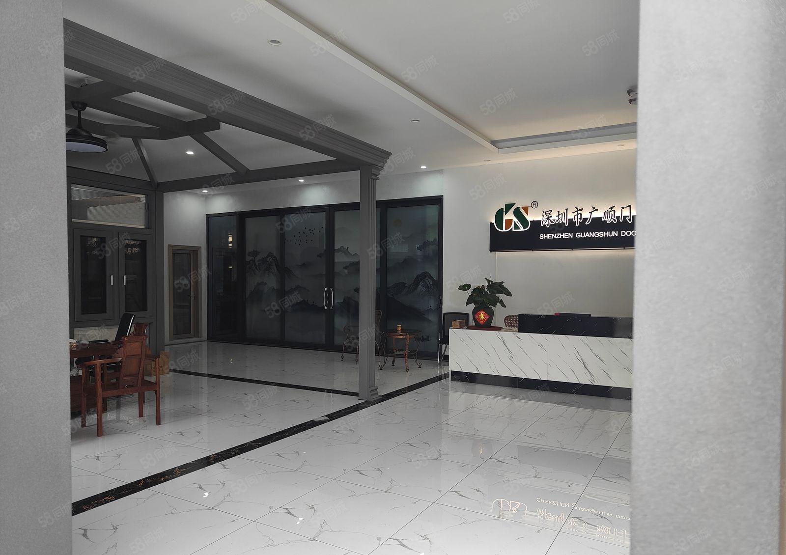 观澜高新区轻轨站边大型园区内1楼1600平高度5.8米带装修