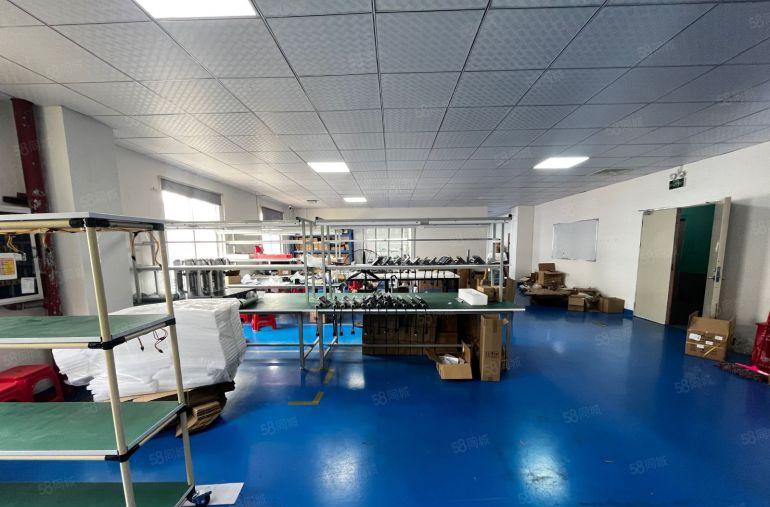 龙华元芬地铁口楼上300平精装修办公室厂房仓库出租大小分租