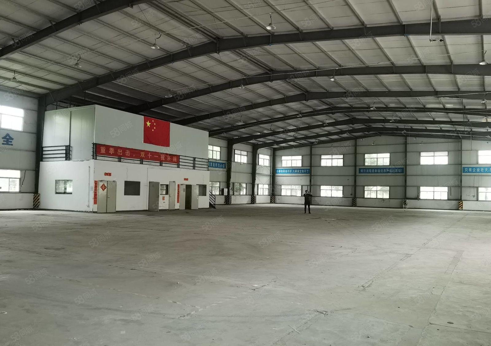 龙华清湖附近 面积2200平 层高8.5 适合做羽毛球等体育