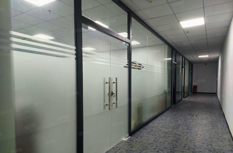 观澜地铁站附近精装修厂房出租2200平 拎包入住