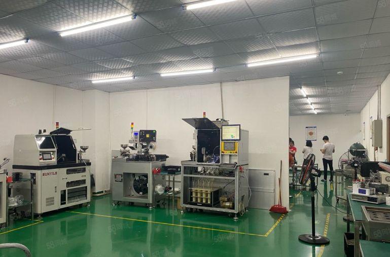 龙华石观工业区，精装修厂房700平出租，租金便宜可分租