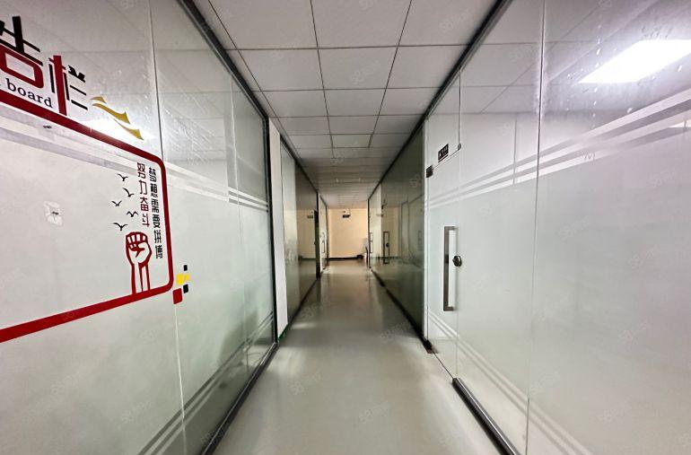 观澜桂花原房东楼上1200平现成装修红本厂房仓库出租无公摊