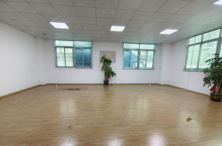 龙华观澜厂房出租独院6000平方500平起分园区车位充足