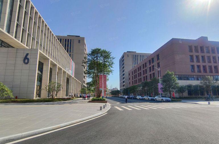 龙华中心区主干道边可以买的厂房50年独立红本产权，交通方便