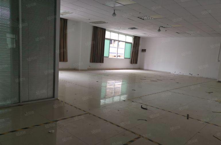 观澜原房东2楼2000带办公室装修招租