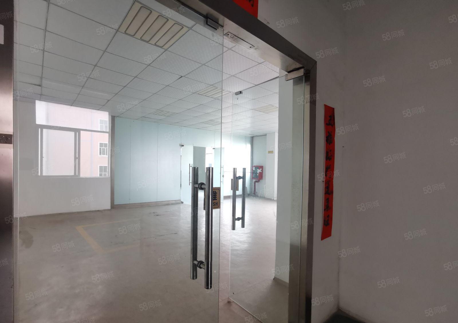 观澜环观南路边樟坑径大型园区楼上带简单装修厂房出租1266平