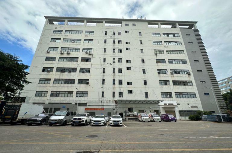 出租龙华油松工业园厂房一楼1200平出租带装修400平起分