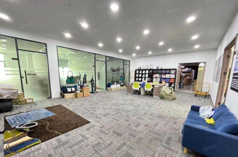 龙华清湖地铁口一楼1500平精装修电商办公研发仓库厂房出租