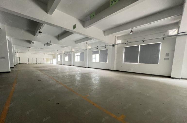 龙华观澜原房东红本一楼厂房1680平方仓库出租 空地大好招工