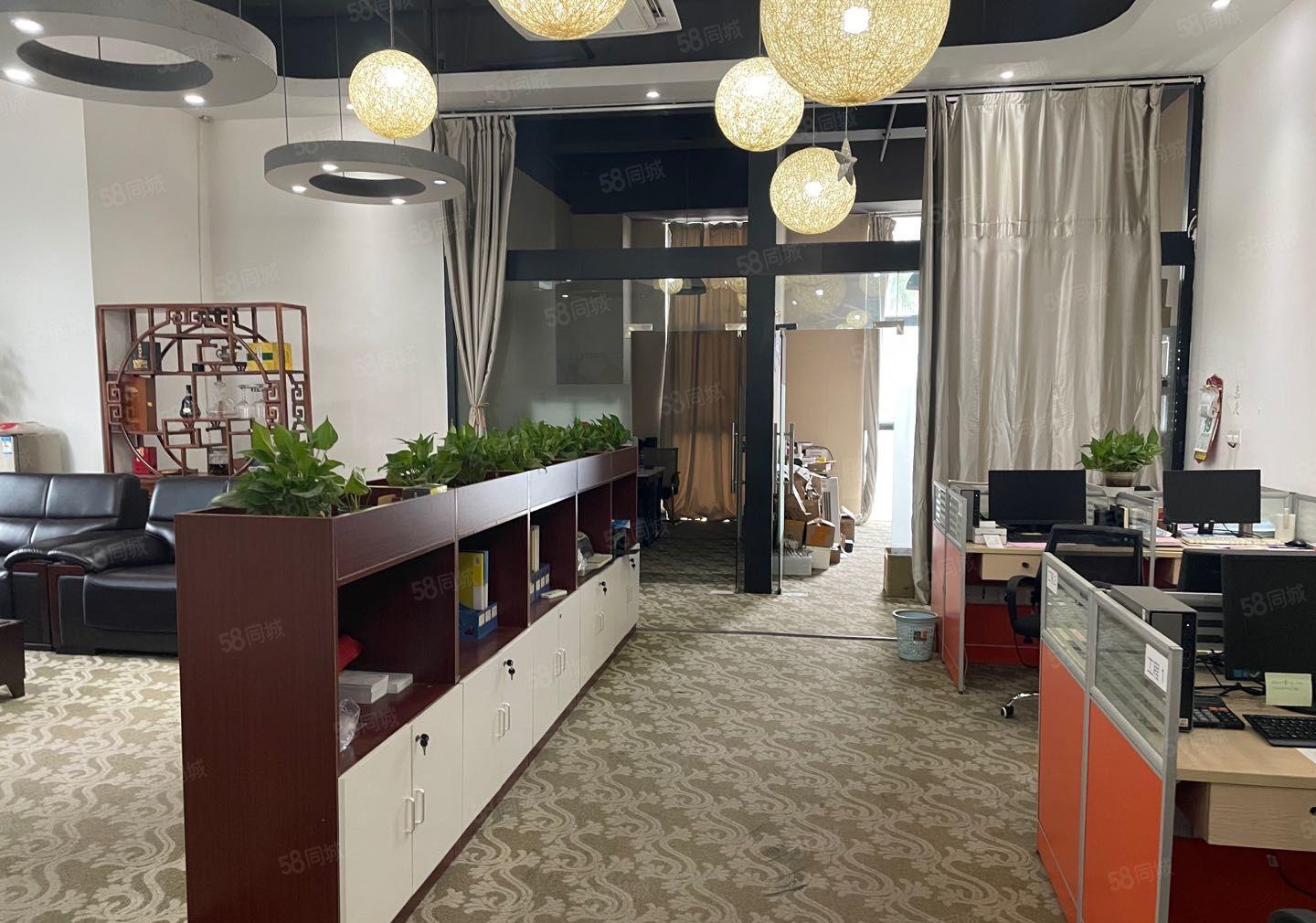 深圳龙华大浪新出一楼350平精装红本厂房出租