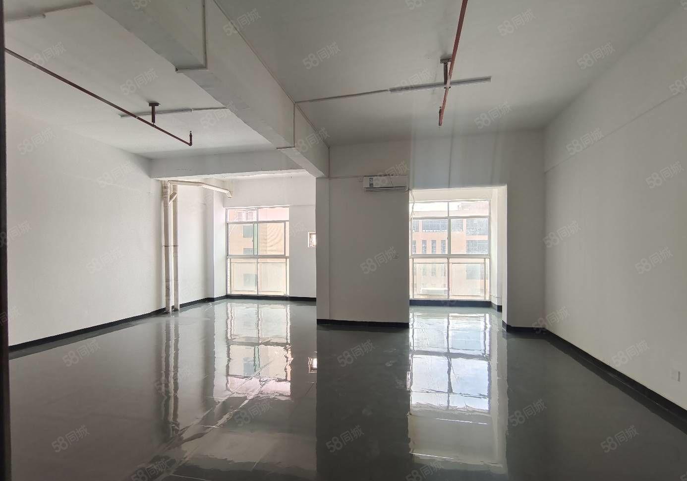 龙华清湖工业区新出精装楼上厂房120平180平招租