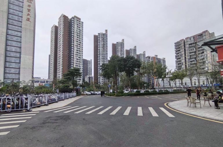 龙华民治地铁口300平精装修办公仓库出租价格超低停车位充足