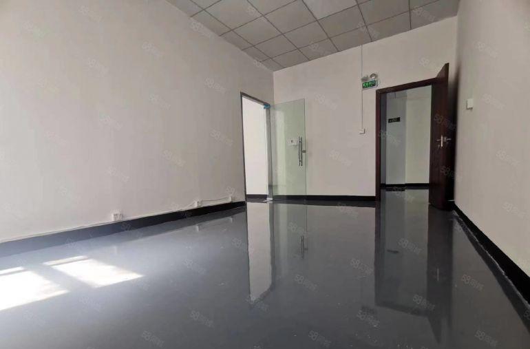 龙华大浪南路附近工业园区330平，2加1格局，精装修