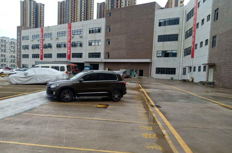龙华大浪商业中精装修办公厂房仓库出租原房东地铁口停车位充足