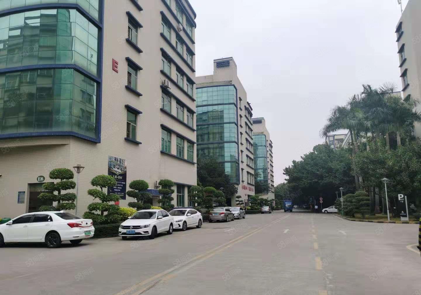 观澜新田工业区楼上单层1800平带精装修厂房出租空地大形象好