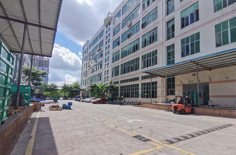 20元租观澜侨安科技园原房东2000平方厂房仓库可办公分租