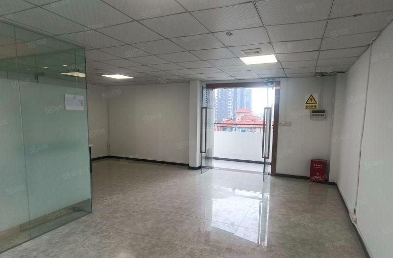 龙华民治万众城精装修厂房120平出租 1加1格局