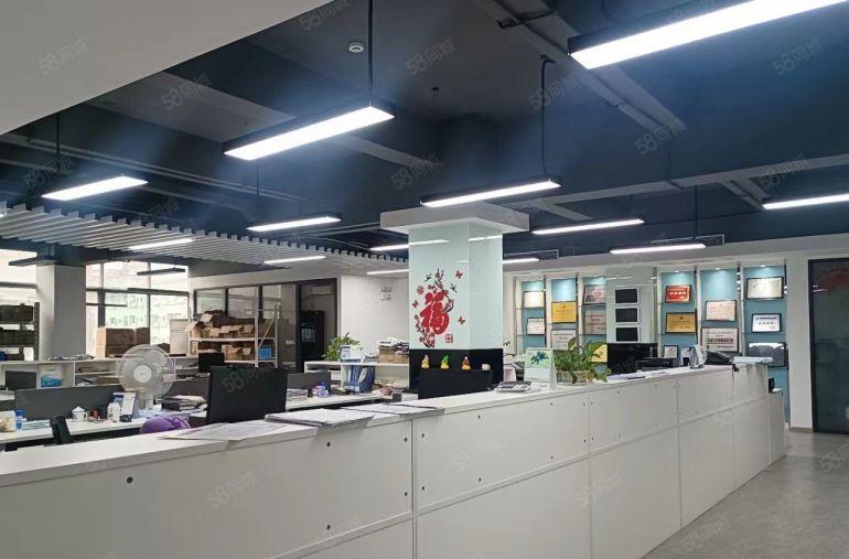 观澜地铁口旁原房东实际面积出租厂房一楼400平起带红本可大车