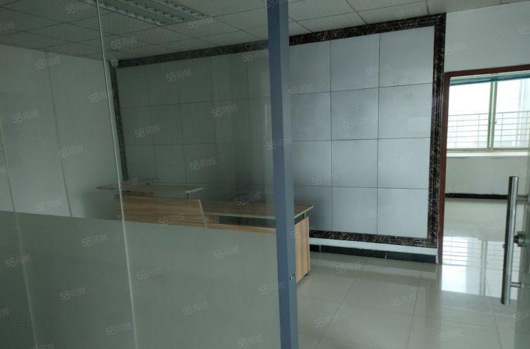 龙华浪口宝柯工业园精装修830平米厂房出租