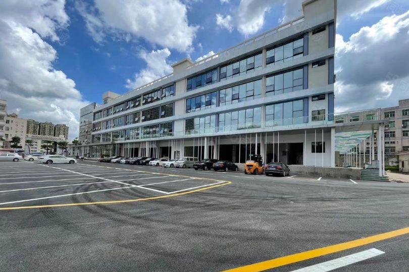 大浪工业园4万平方精装修厂房仓库出租200起分租水电齐全一楼