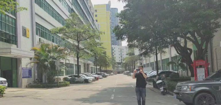 龙华清湖地铁口独院厂房出租5000平，水电齐全带精装修办公室