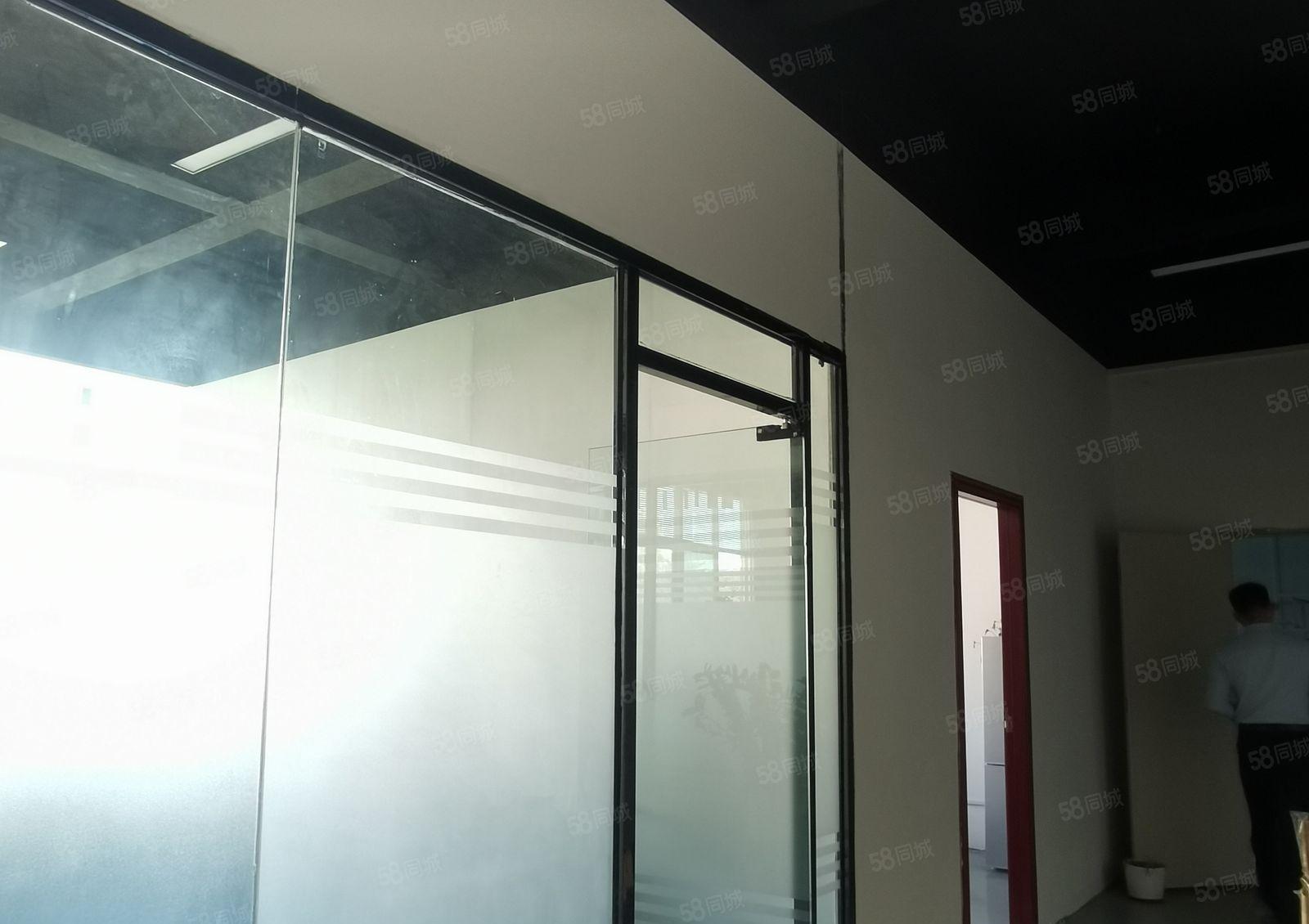 章阁福前路旁400平米楼上精装修厂房带办公室装修可拎包入住