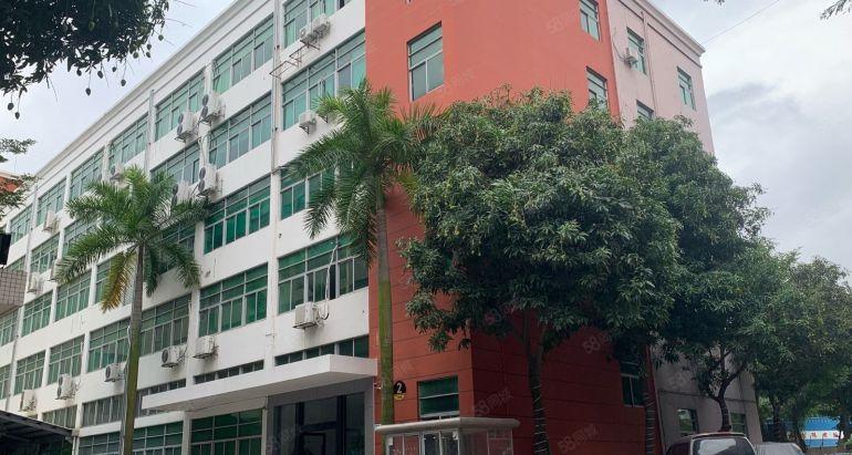 高使用率出租龙华大浪原房东6万平红本厂房出租1200平起租