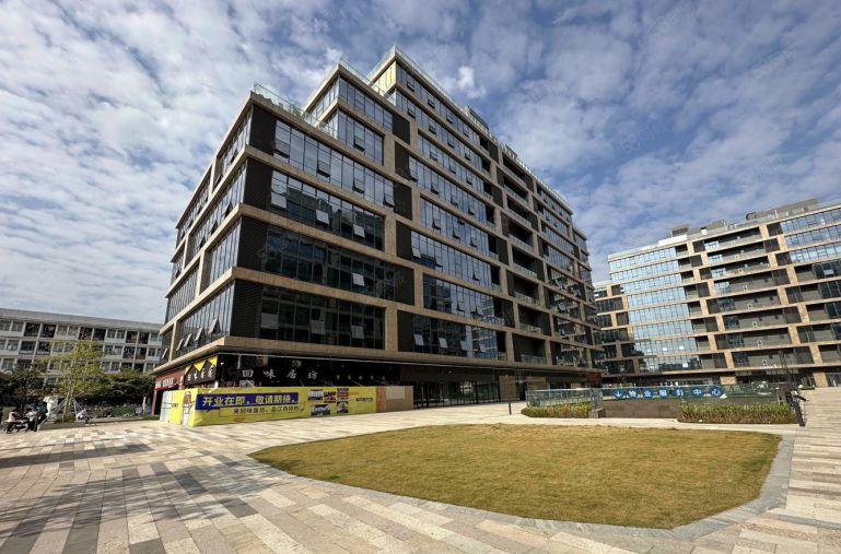 100平起租观澜高新产业园电商办公室红本厂房出租免租期3个月