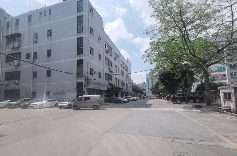 龙华观澜樟坑径靠近坂田和清湖的工业园厂房出租，带装修三吨电梯
