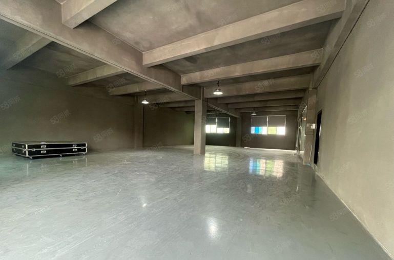 龙华清湖精装修厂房电商仓库出租一楼500平，带办公室水电齐全