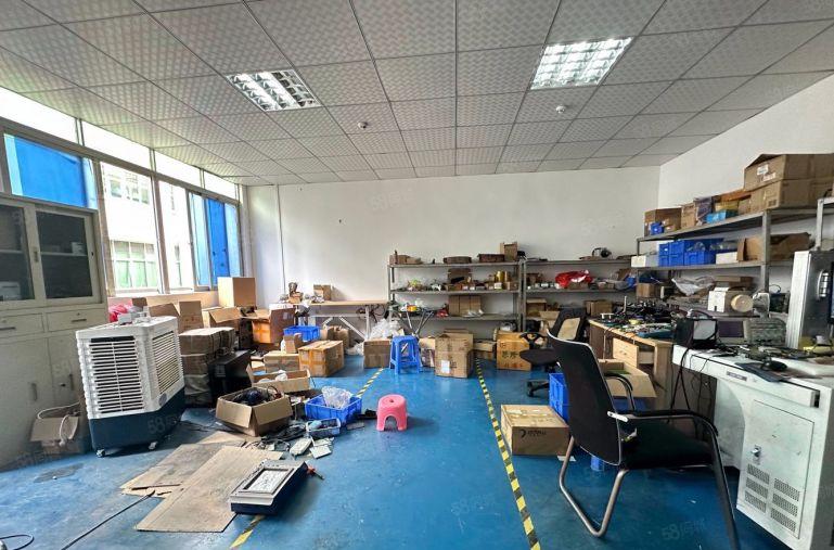 小面积厂房，大浪龙泉工业原房东新出300平精装修办公室，仓库