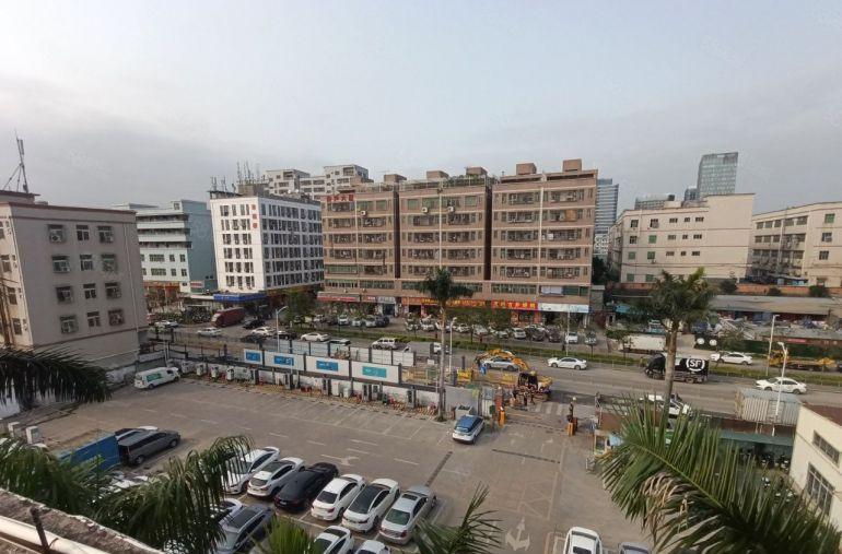 观澜新田一楼标准厂房出租，适合加工，五金，cnc