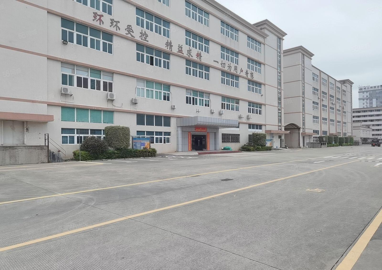 龙华观澜原房东红本一二楼2000平带喷淋精装修厂房出租，可分