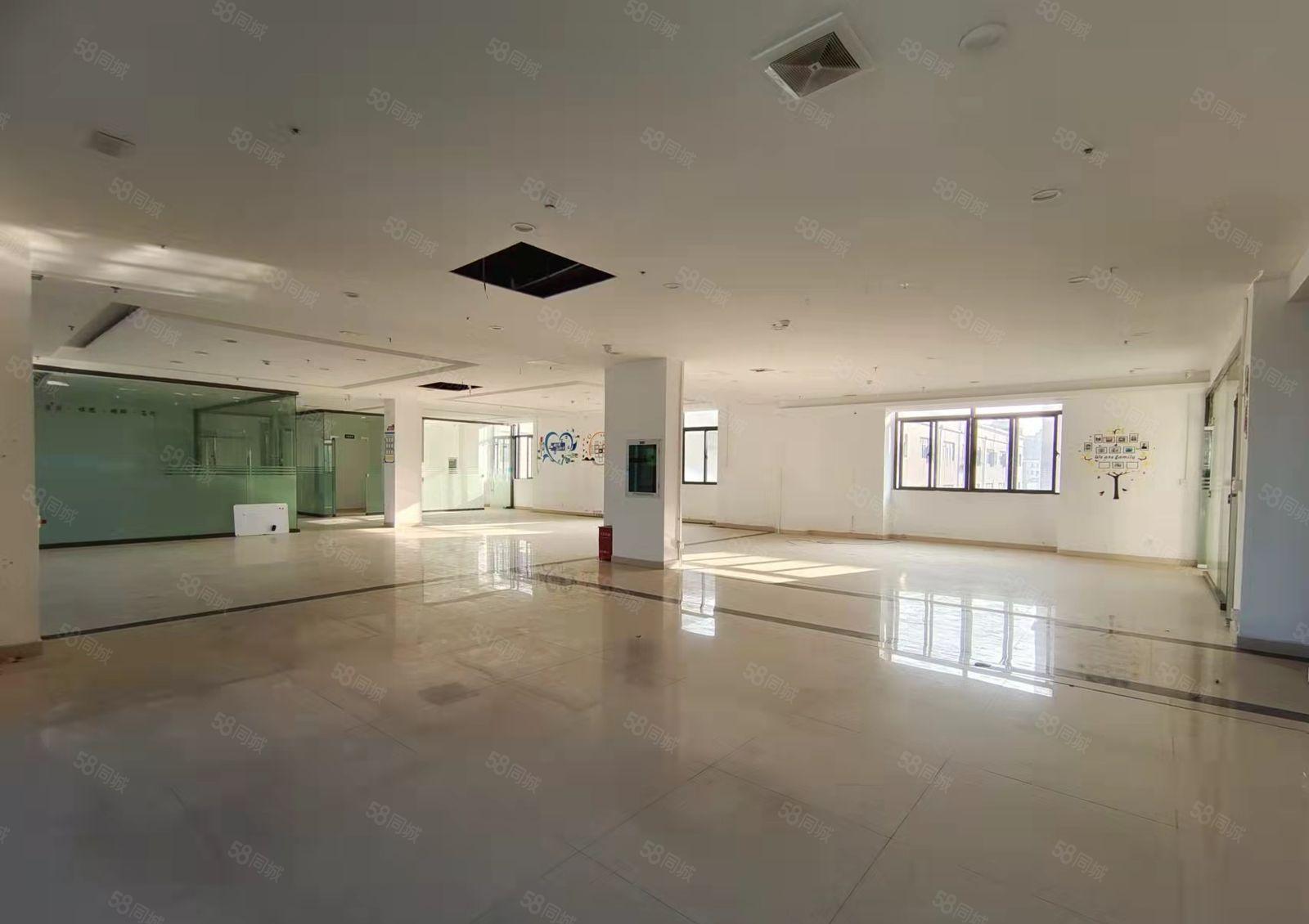 龙华元芬地铁站新出精装办公室918平招租，南北朝向采光通透