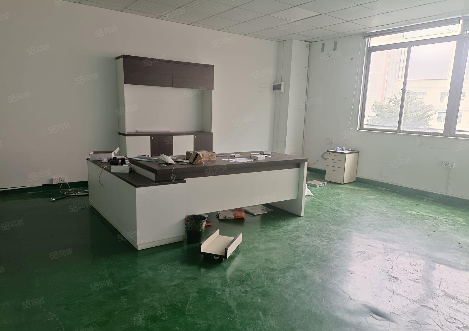 龙华原房东整栋6000平可分租200平，空地大，园区形象好。