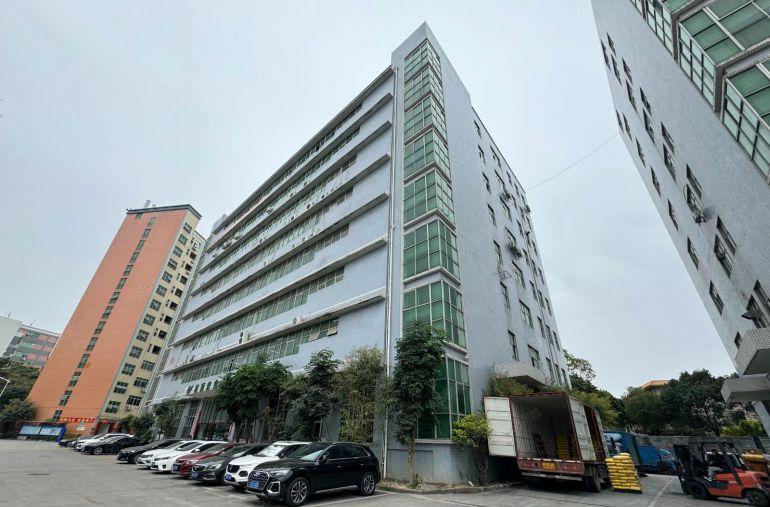 龙华大浪浪口200平起分700平厂房仓库出租 全新地坪漆