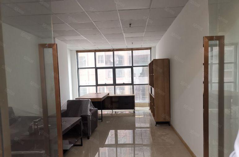 龙华大浪元芬地铁100至500平小面积办公室仓库厂房出租分租