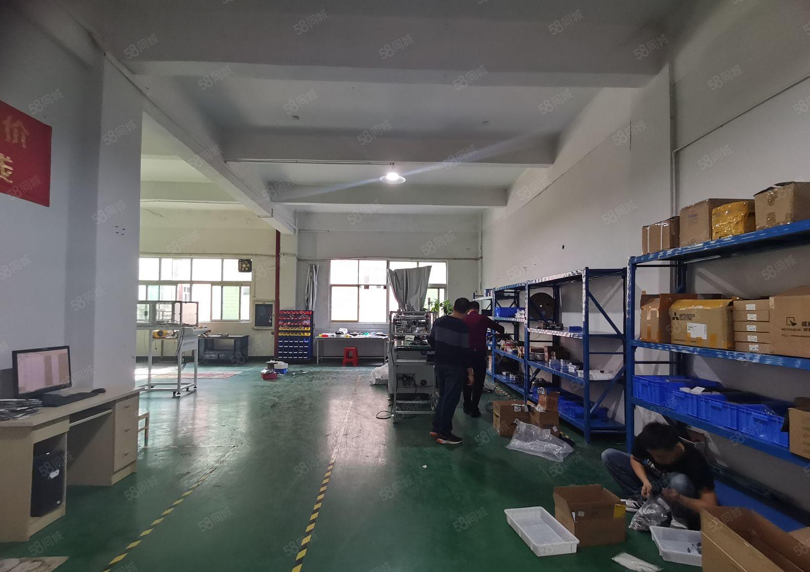 深圳龙华新区观澜主干道工业园楼上精装修厂房568平，拎包入住