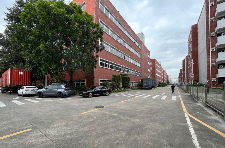 20元租龙华大浪工业区2万平花园式厂房仓库原房东出租可分租