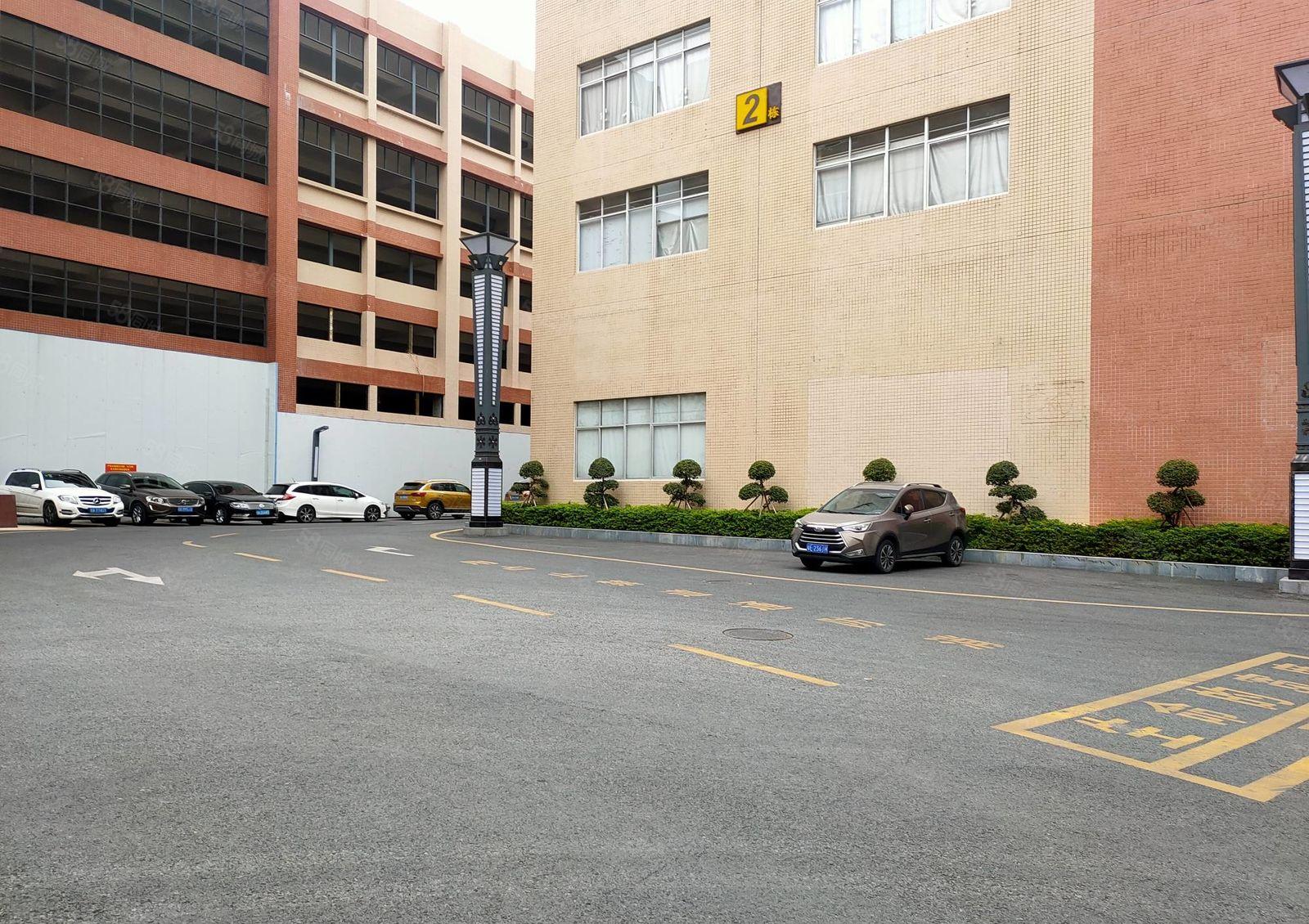 龙华红本独栋5500平厂房出租分租大浪工业园一楼仓库低价出租