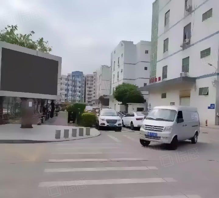 原房东200，1000，2600平厂房出租一楼另有仓库25元