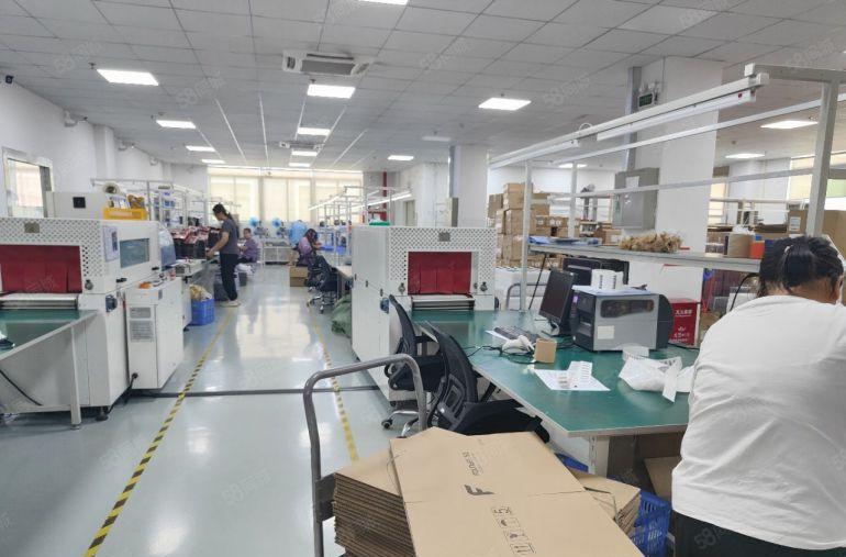 龙华观澜厂房出租3000平方600平起分带精装修无需转让费