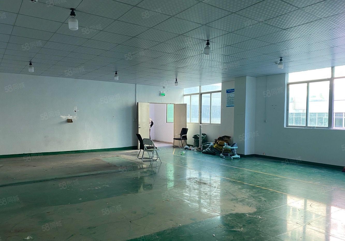 龙华大浪原房东厂房，二楼600平出租，租金便宜，使用率高