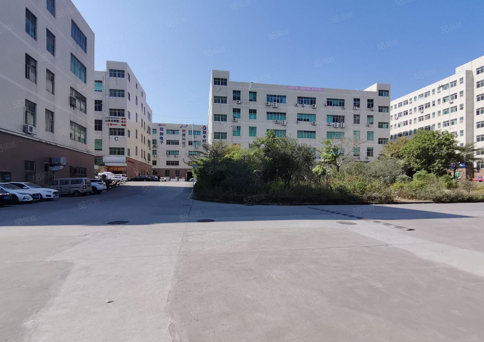 观澜高速口形象超好园区28000平原房东一楼二楼厂房仓库出租