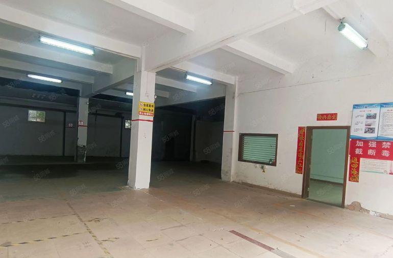 民治万众城精装修厂房一楼420平 1加1格局